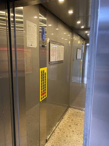 ЖК Большой. Лифты. Фото Эльдар Мусапаров